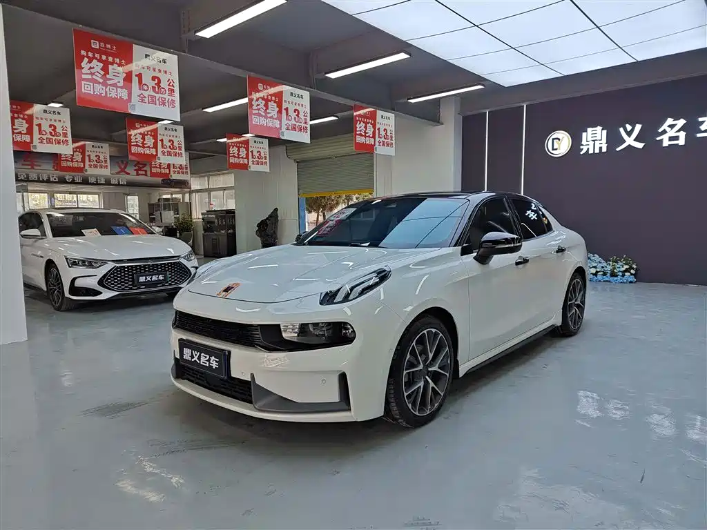 Lynk & Co 03 2022