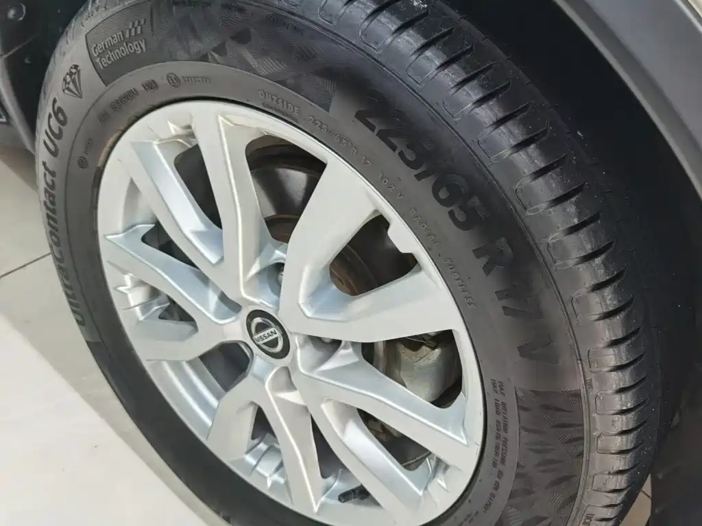 Nissan X-Trail — миниатюра 3