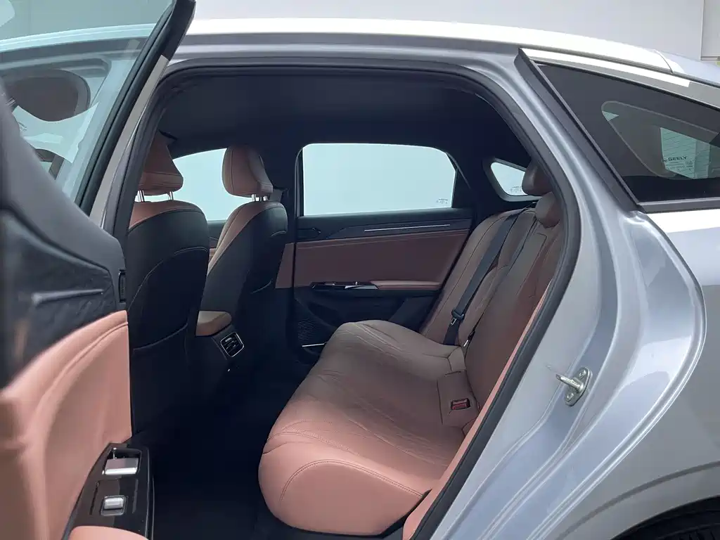 GEELY GALAXY GALAXY L6