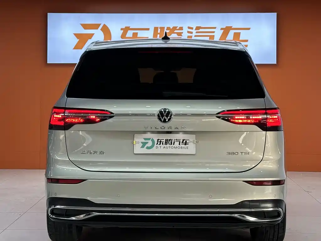 Volkswagen Viloran 2022 380TSI Luxury