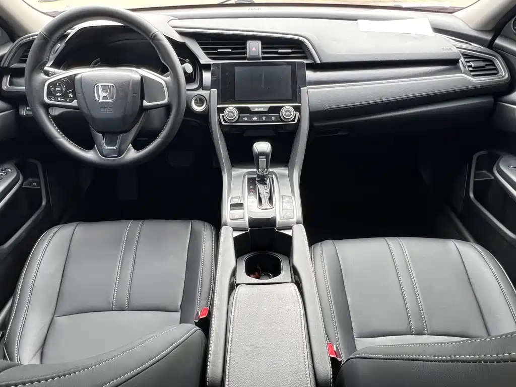 Honda Civic — миниатюра 4