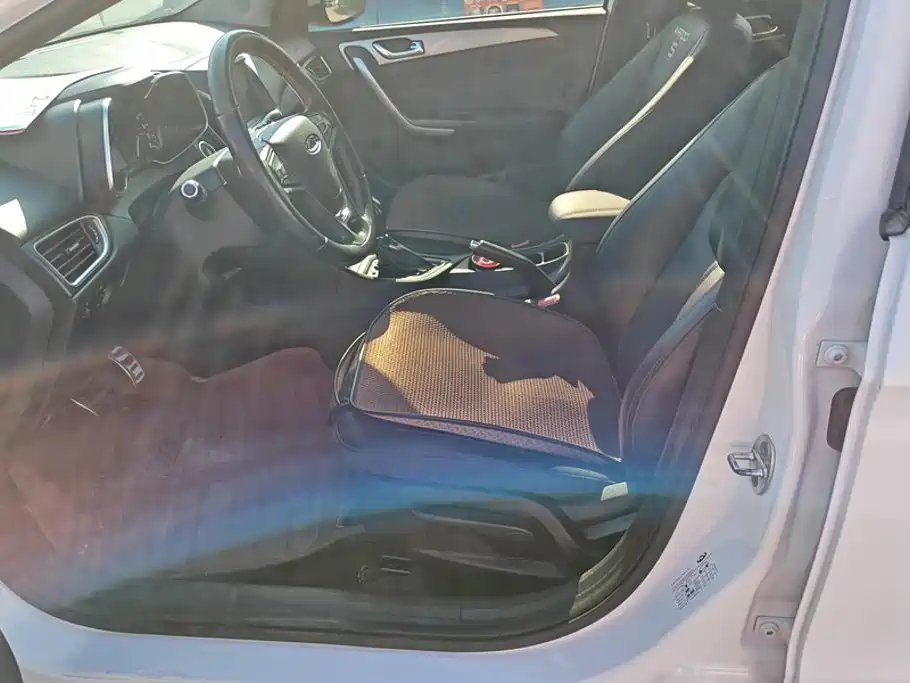 Chery Arrizo 5 — миниатюра 9
