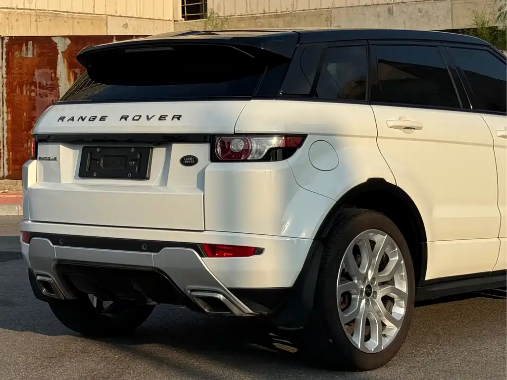 Land Rover Evoque (Import) — миниатюра 15