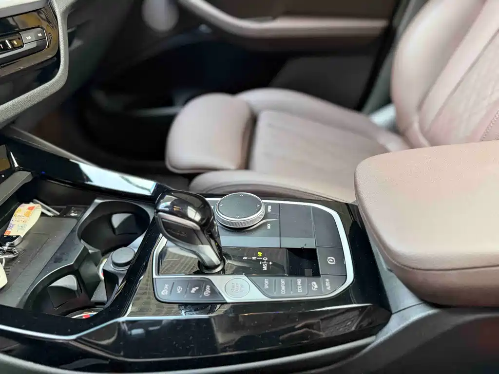 BMW X3 — миниатюра 24