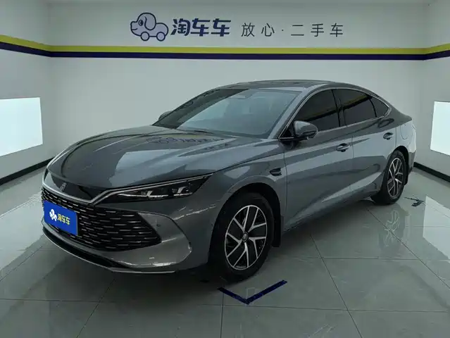 2025 BYD Qin