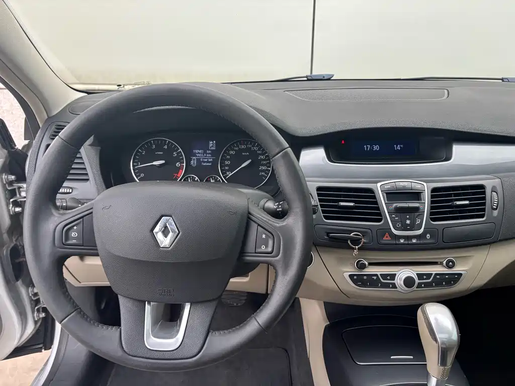 Renault Laguna 2.0T, фото 6