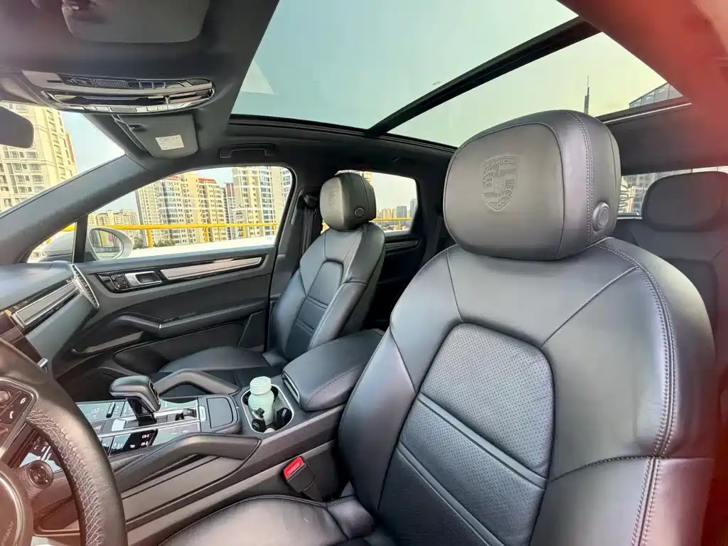Porsche Cayenne Hybrid — миниатюра 8