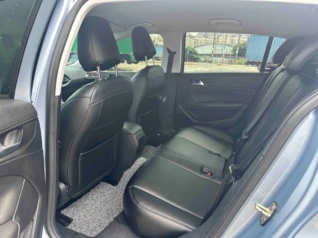 Peugeot 308S — миниатюра 5