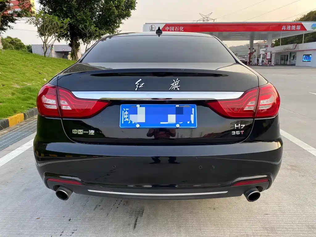 Hongqi Hongqi H7 — миниатюра 5