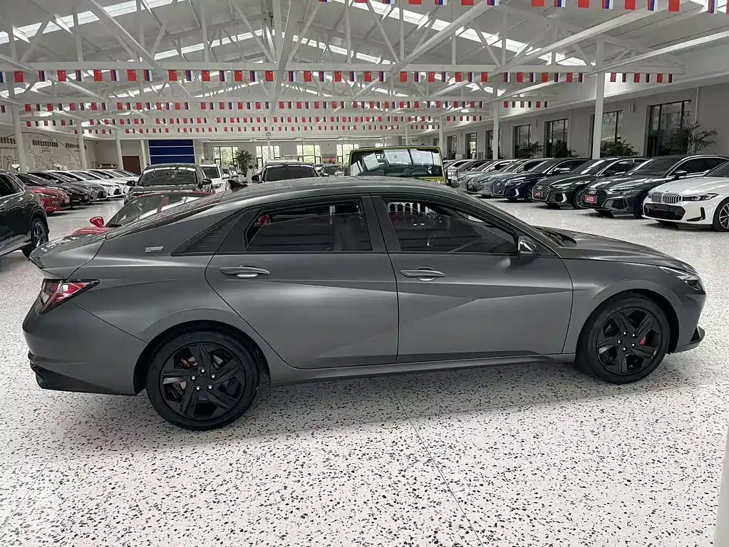 Hyundai Elantra 2022 1.5L CVT 20