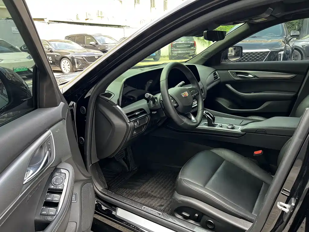 Cadillac CT5 2024 28T Luxury