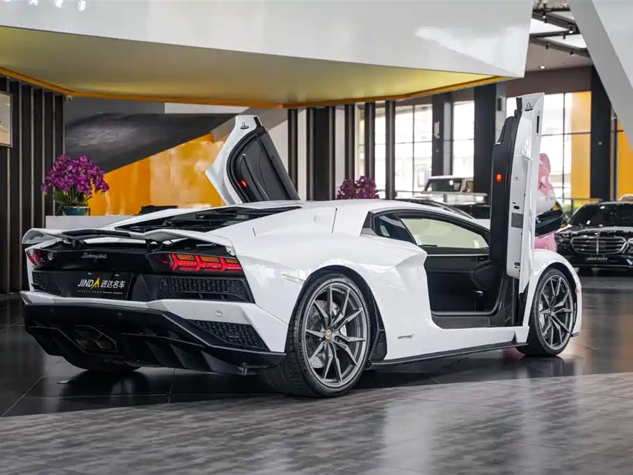 Lamborghini Aventador 2017 Aventador S
