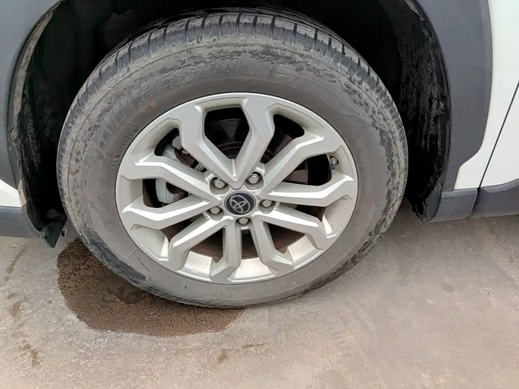 Toyota Frontlander — миниатюра 23
