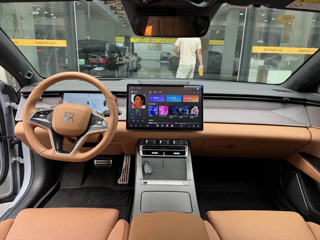 BYD Han L — миниатюра 9
