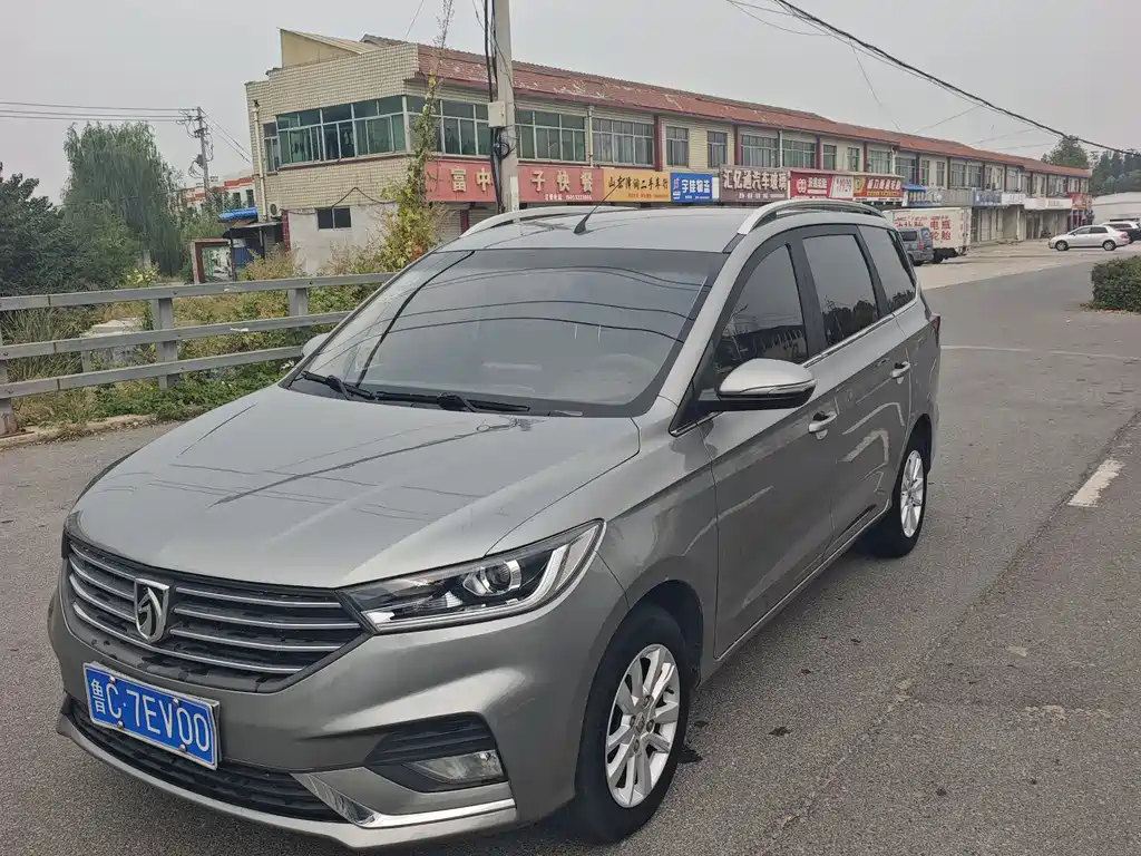 Baojun 360