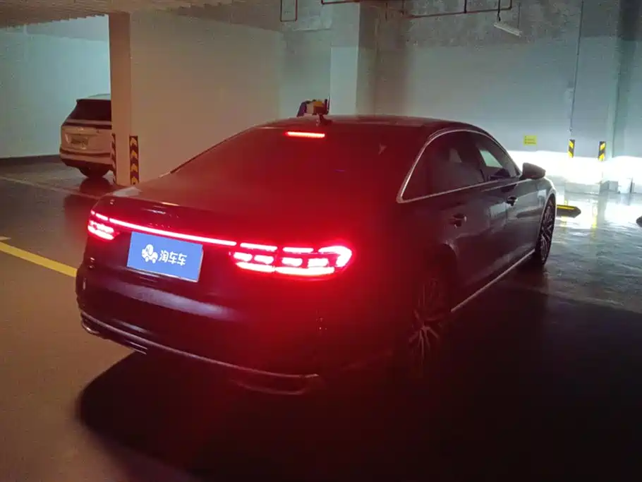 Audi A8 2025 A8L 45 TFSI quattro Luxury