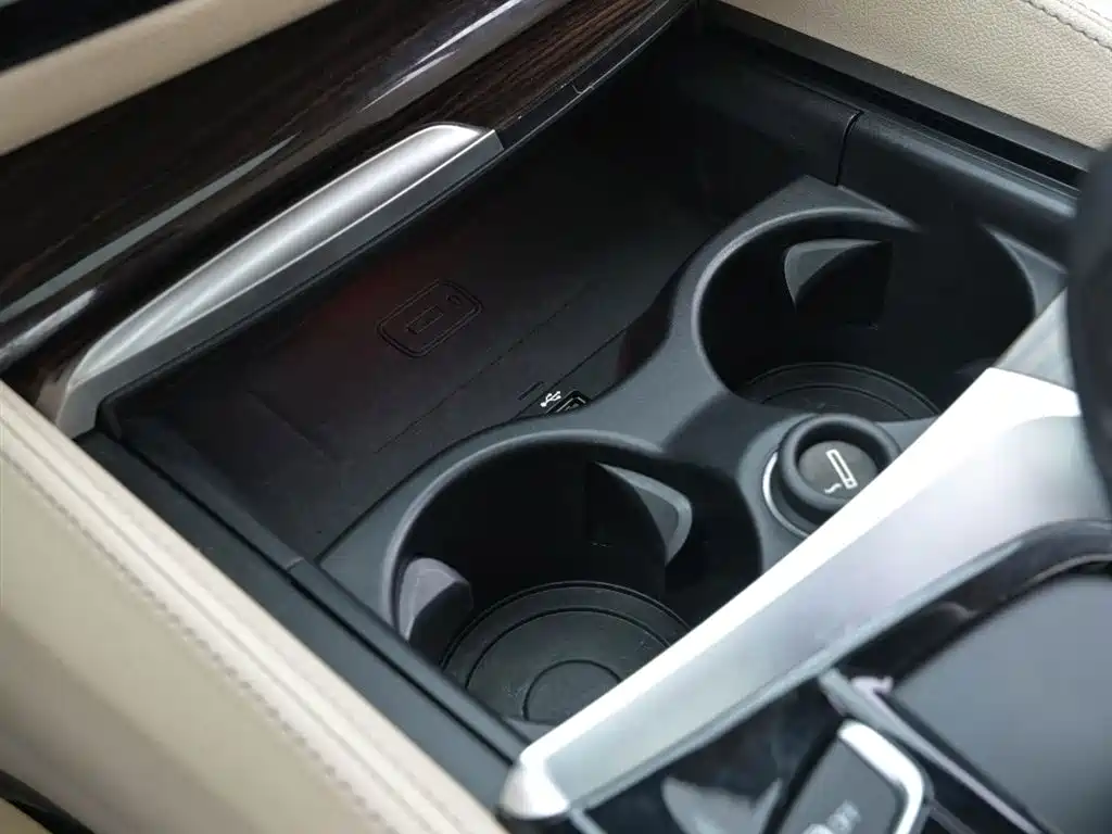BMW 5 series id 4599773 из Китая 24