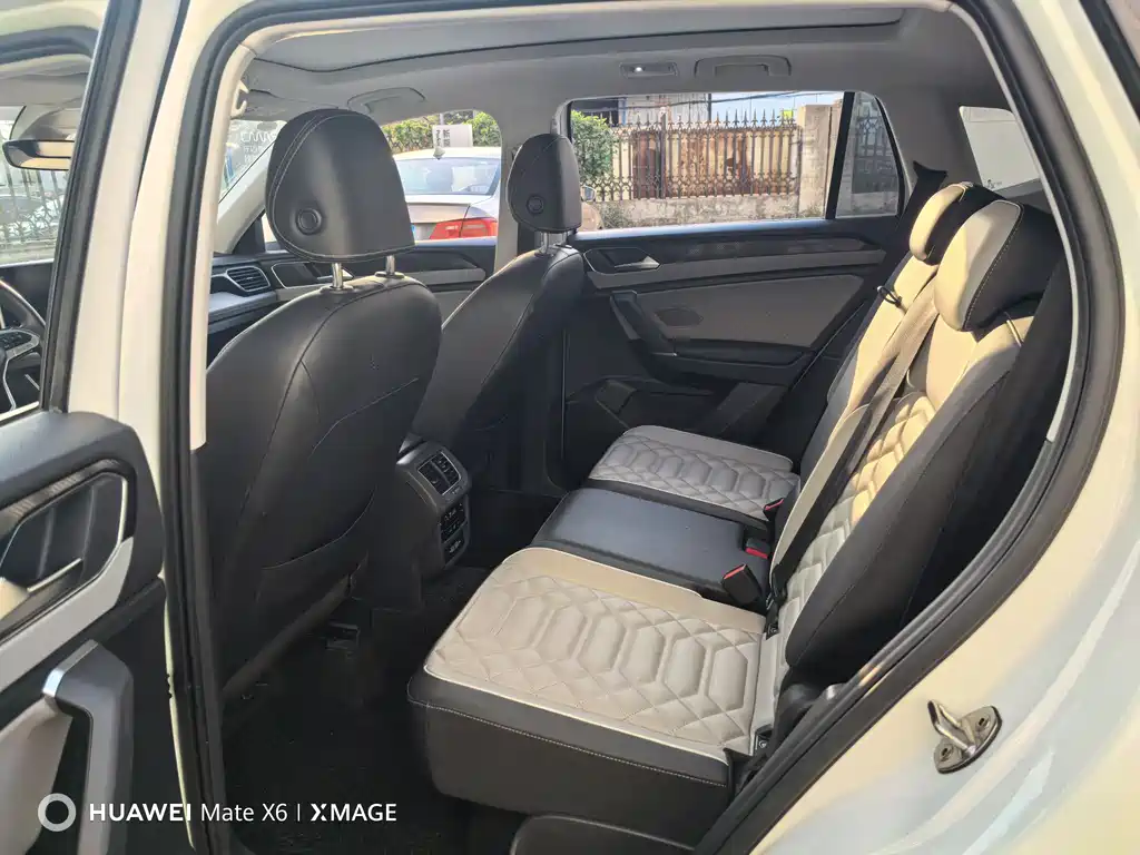 Volkswagen Tayron 2023 300TSI Luxury Plus