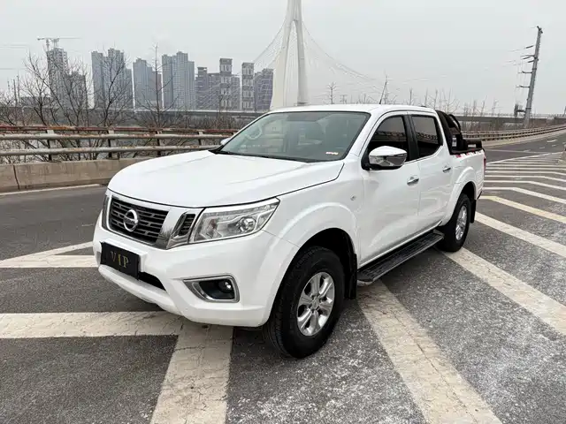 NISSAN NAVARRA