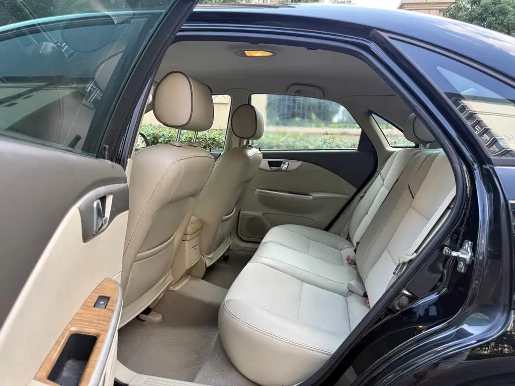 Buick Excelle — миниатюра 10