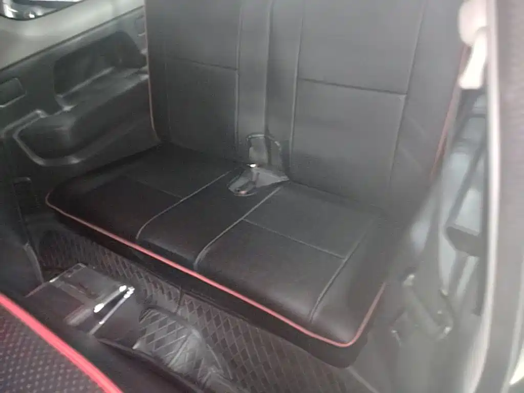 Suzuki Jimny — миниатюра 13