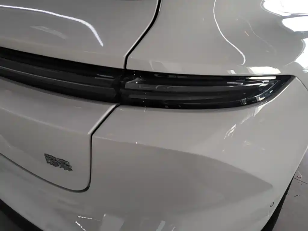 NIO ET5T — миниатюра 8