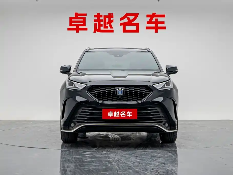 Toyota Crown Kluger — миниатюра 2
