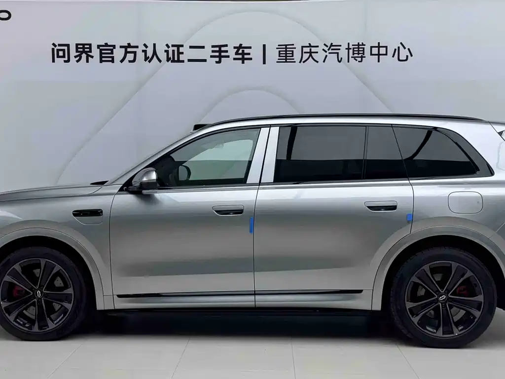 Aito M8 2025 Ultra 53.4kWh 5 мест (192 )
