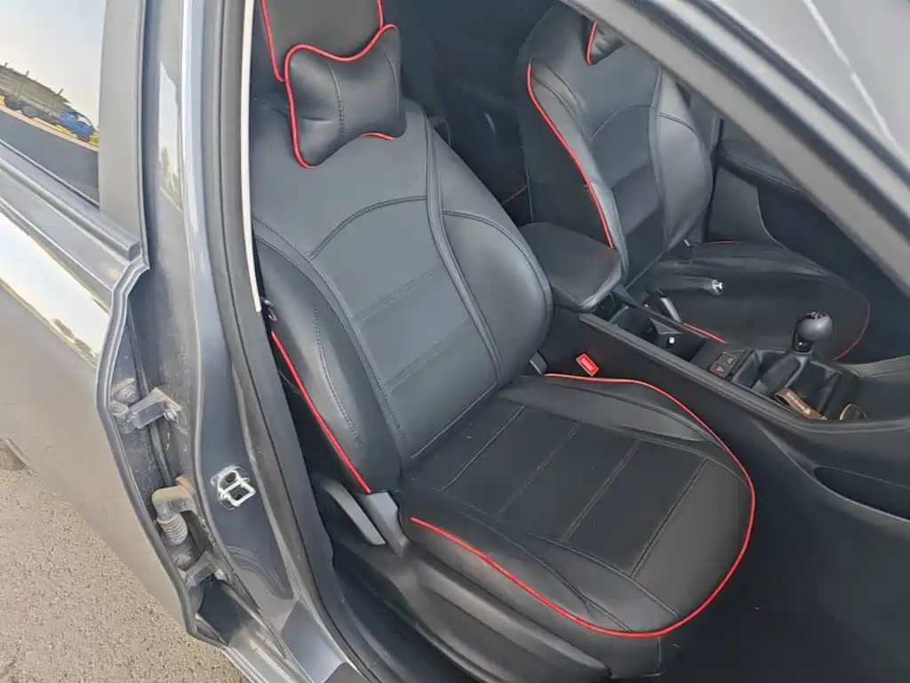Roewe i5 — миниатюра 25