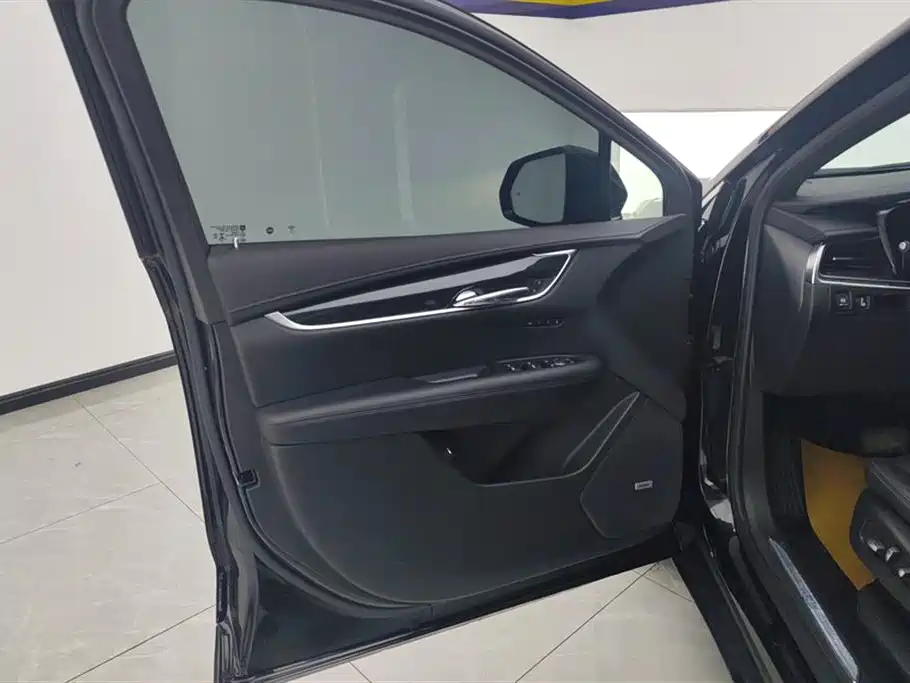 Cadillac XT5 2022 2.0T Luxury