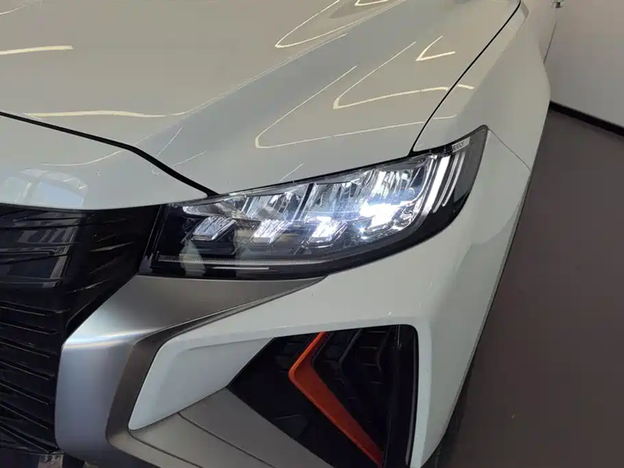 GEELY AUTOMOBILE BOYUE