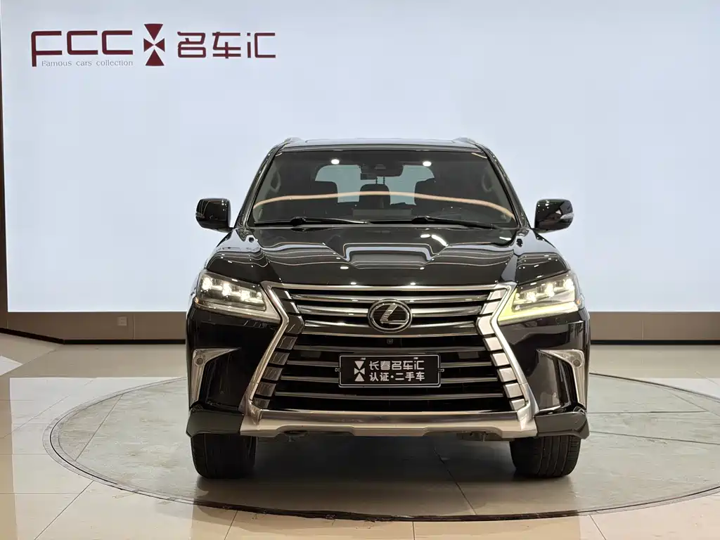 Lexus LX 2017 570 Luxury