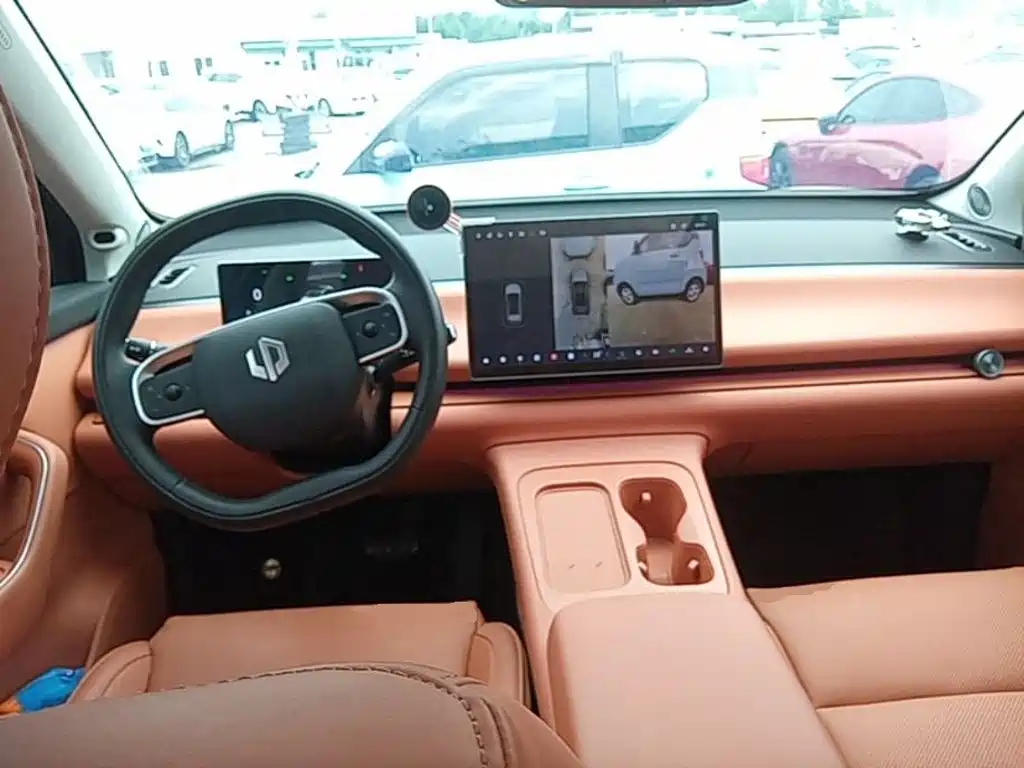 Leapmotor Leapmotor C10 — миниатюра 10