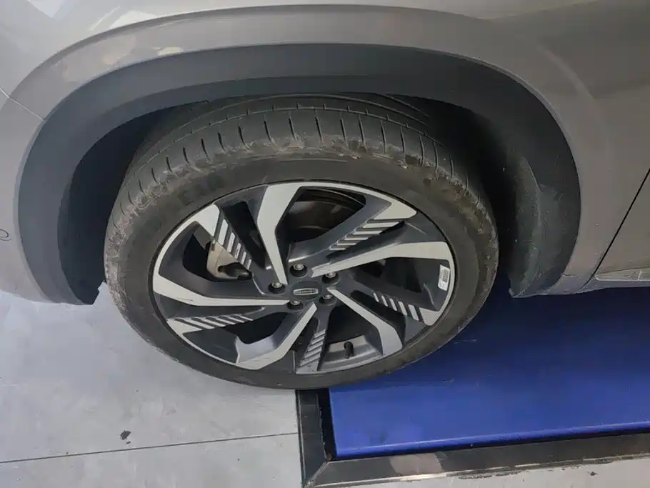 Geely Xingyue L — миниатюра 6