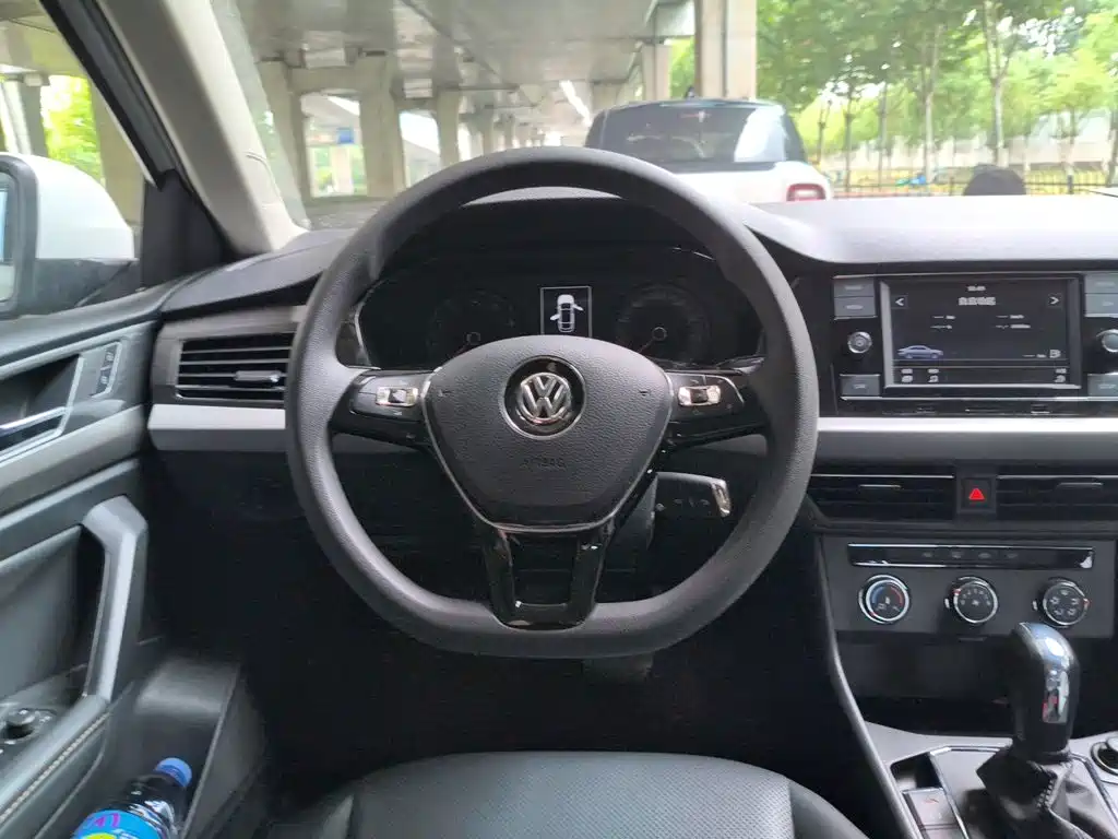 Volkswagen Lavida — миниатюра 11