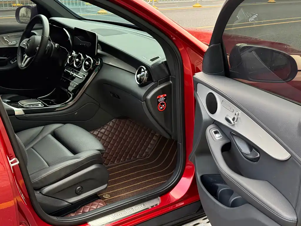 MERCEDES-BENZ GLC COUPE