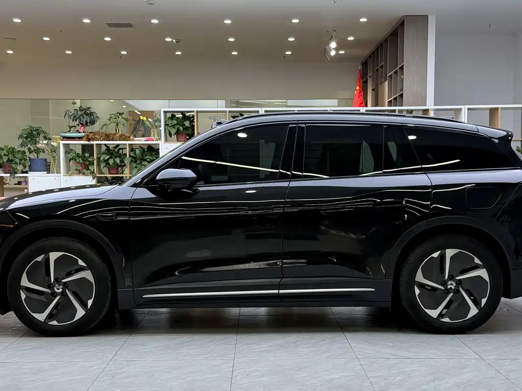 NIO ES6 — миниатюра 4