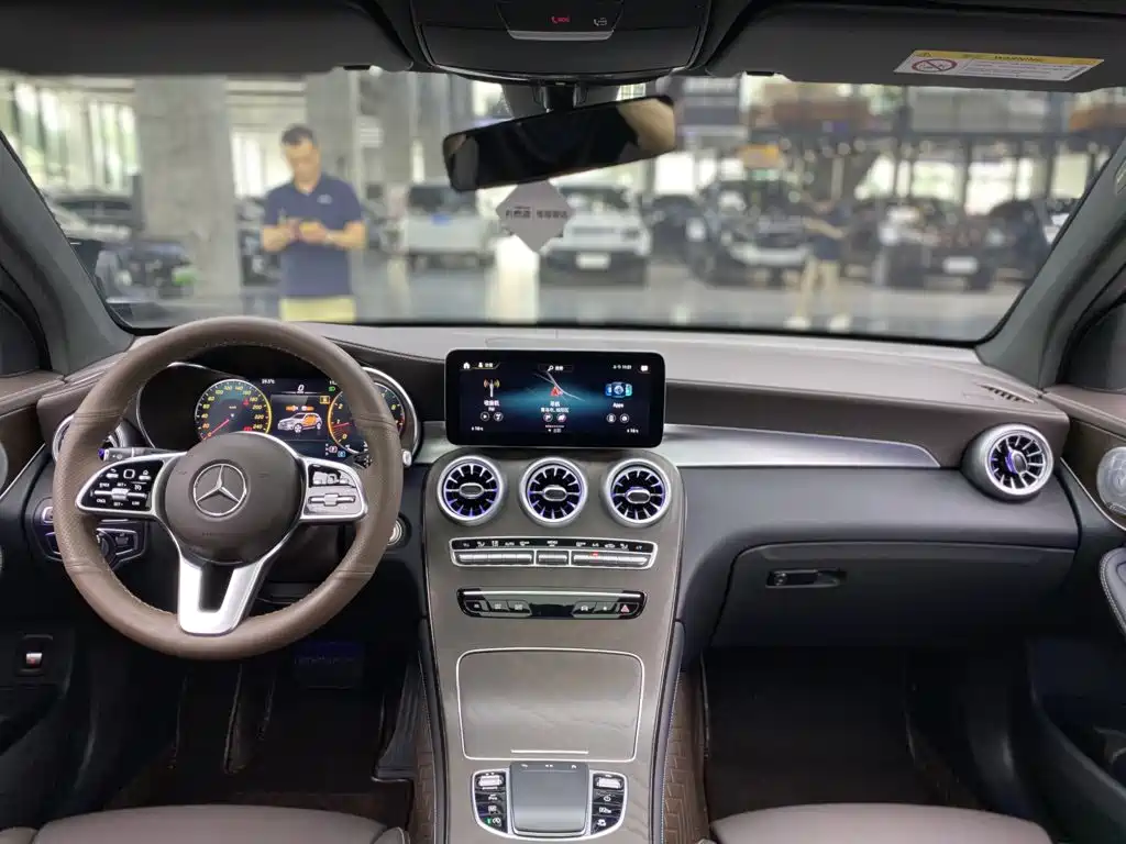 Mercedes-Benz GLC — миниатюра 16