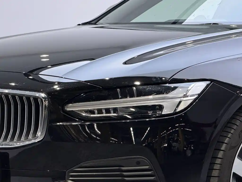 Volvo S90 PHEV — миниатюра 6