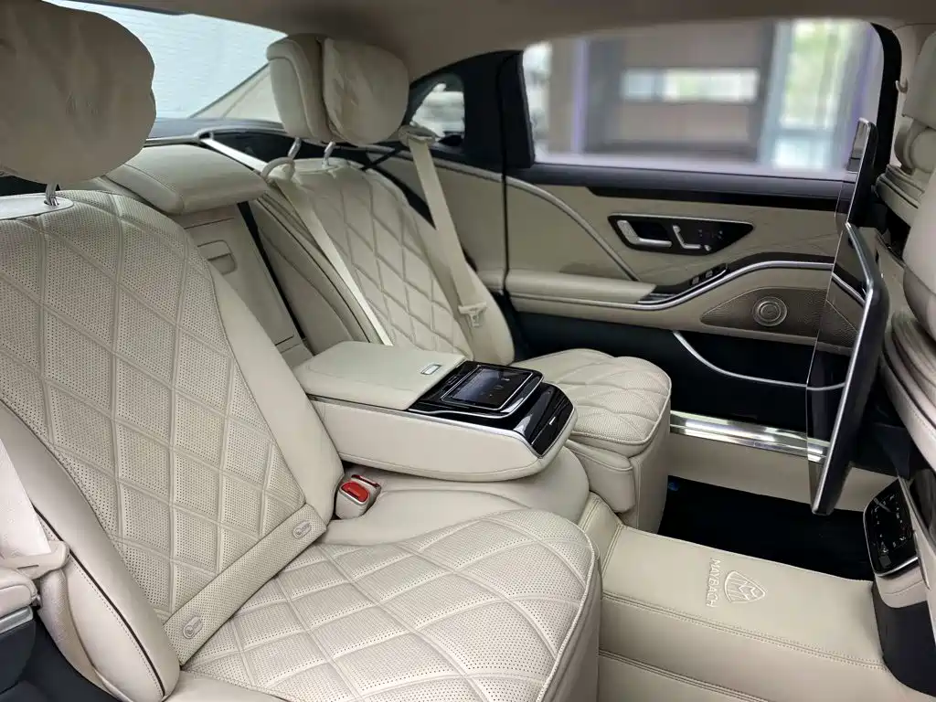 Mercedes-Benz S-Class — миниатюра 34