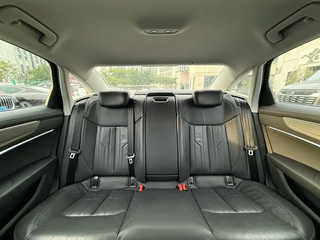 Audi A6L — миниатюра 22