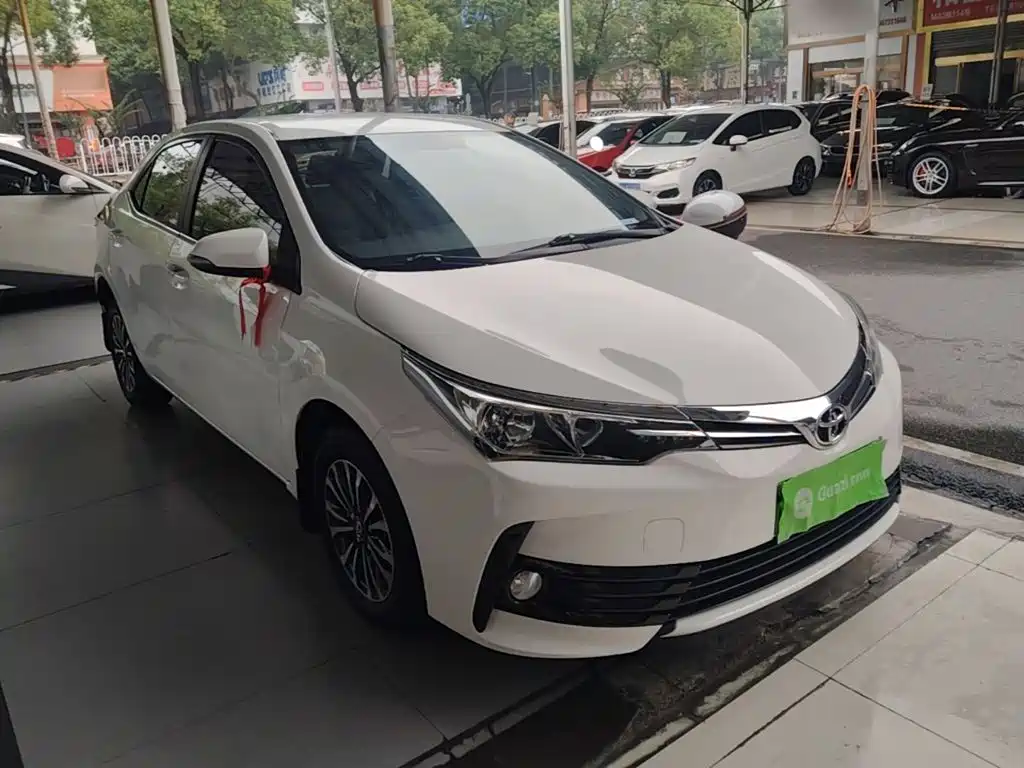 Toyota Corolla — миниатюра 4