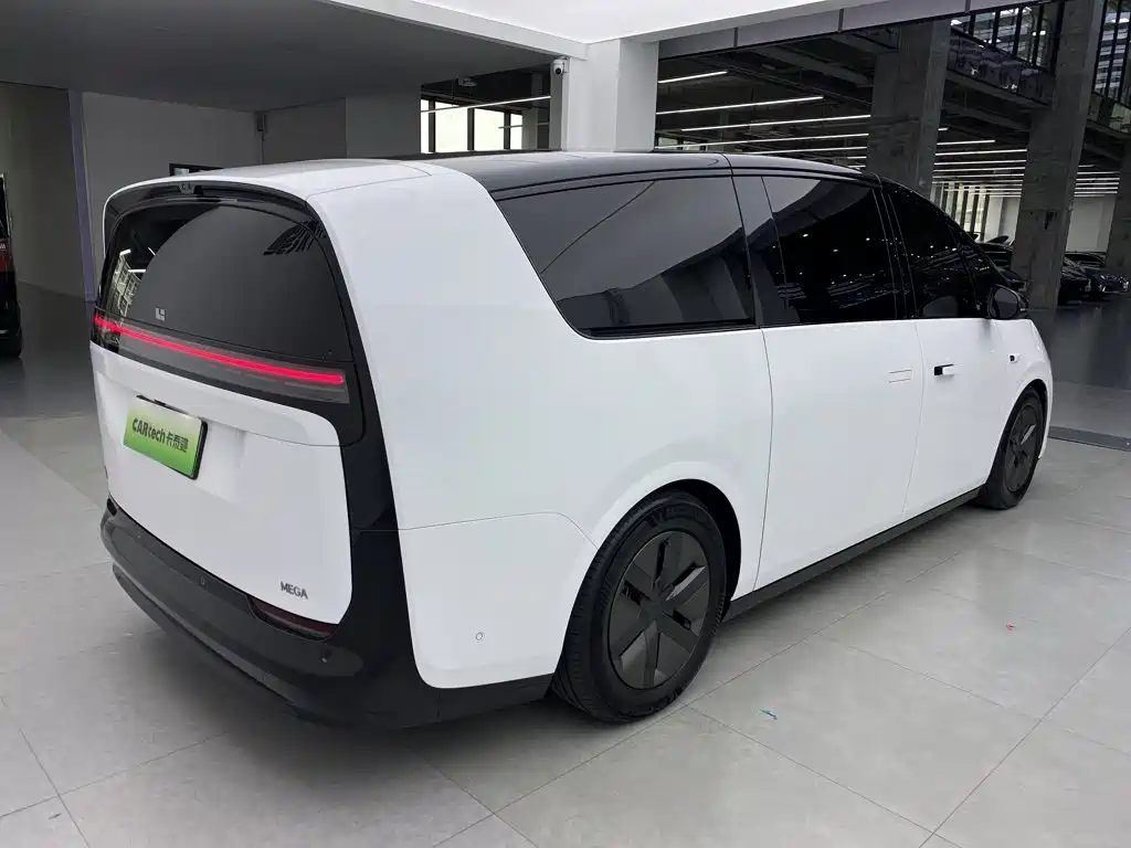 Li Auto Li MEGA — миниатюра 10