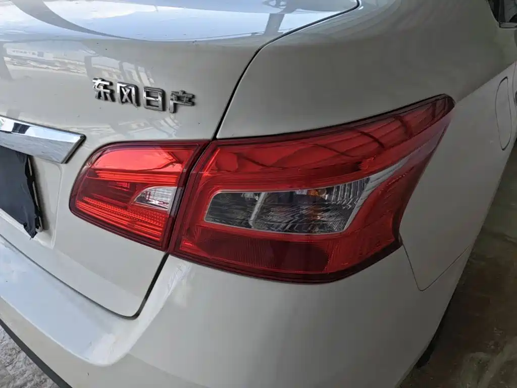 Nissan Sylphy — миниатюра 8