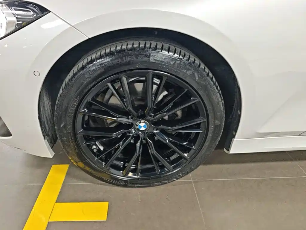 BMW 3 Series — миниатюра 23