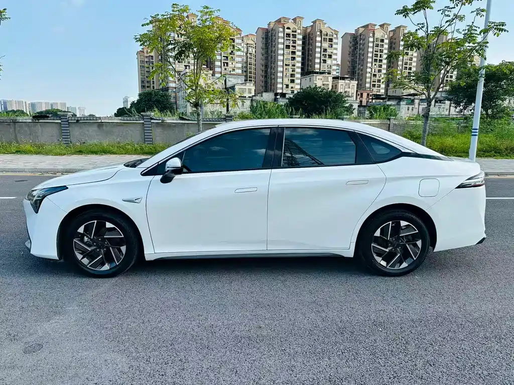 Aion S Plus 2023 70