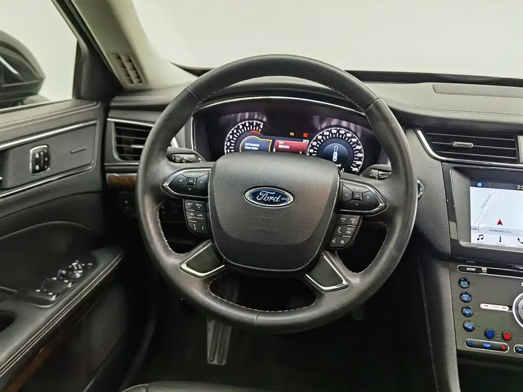 Ford Taurus — миниатюра 11