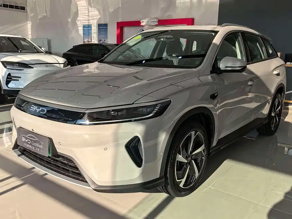 BYD SEA LION 05 DM I