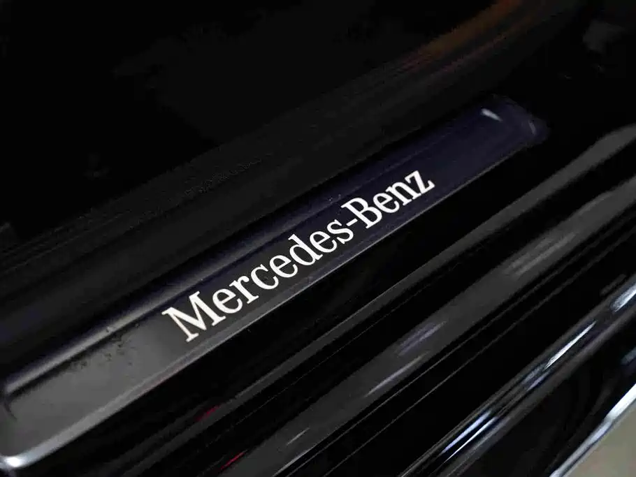 Mercedes-Benz C-Class — миниатюра 14
