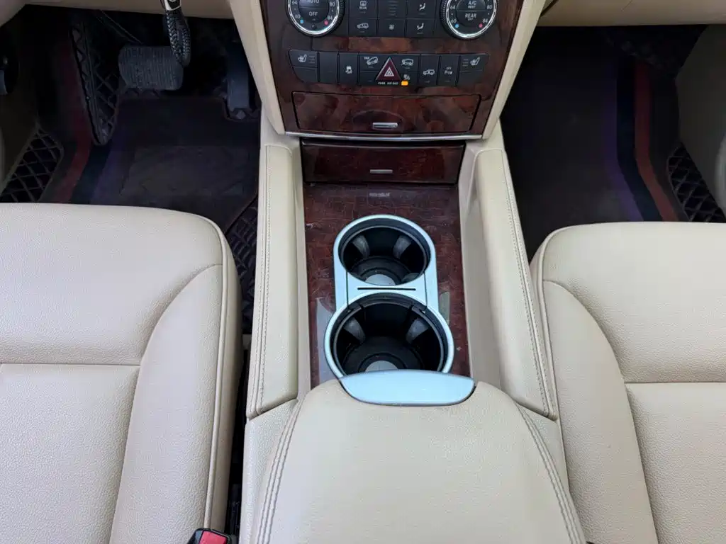 Mercedes-Benz GL-Class — миниатюра 7